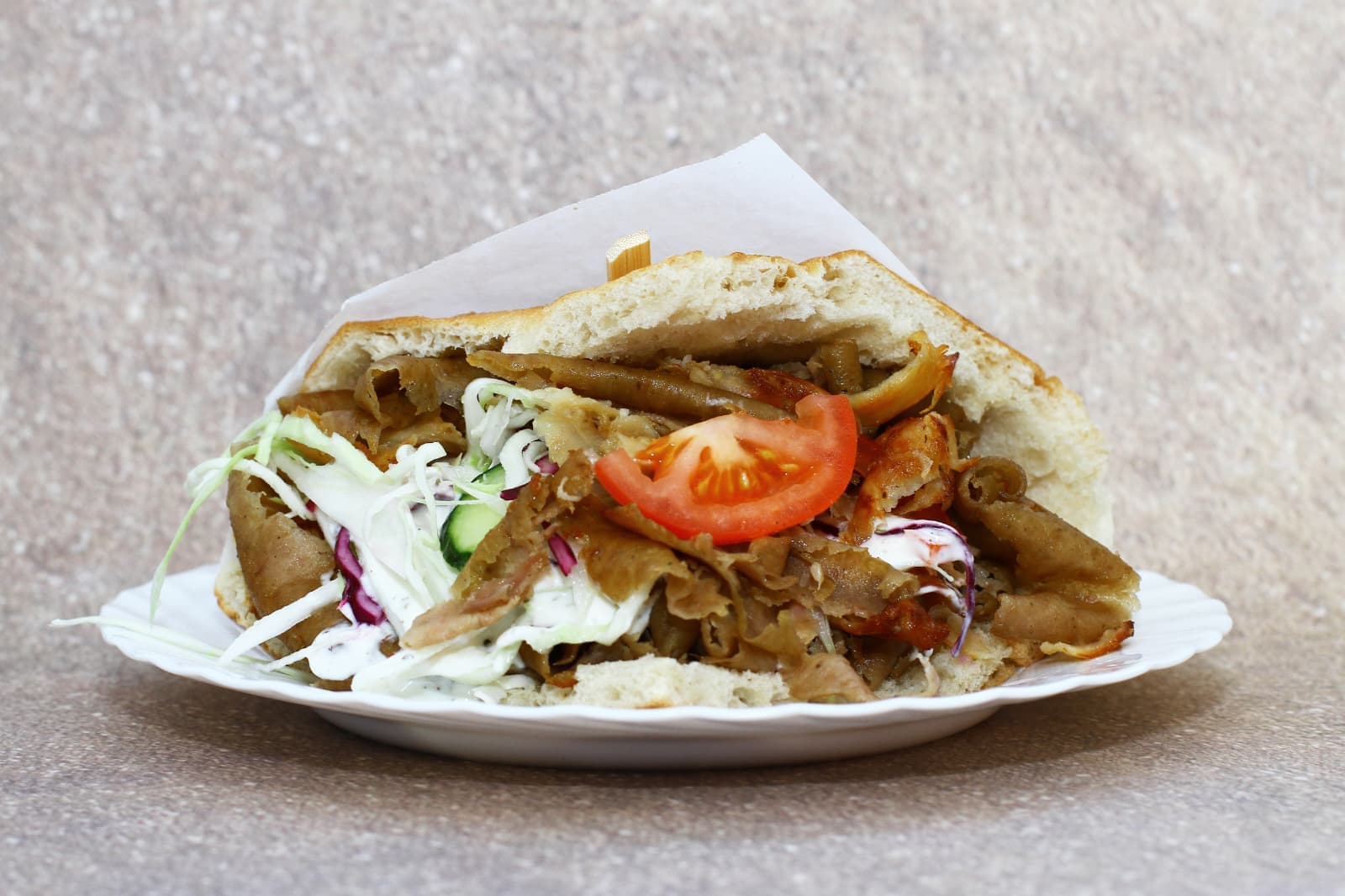 Kebab v pečivu